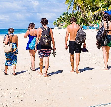 Jeepney Hostel And Kite Resort Balabag  Экстерьер фото