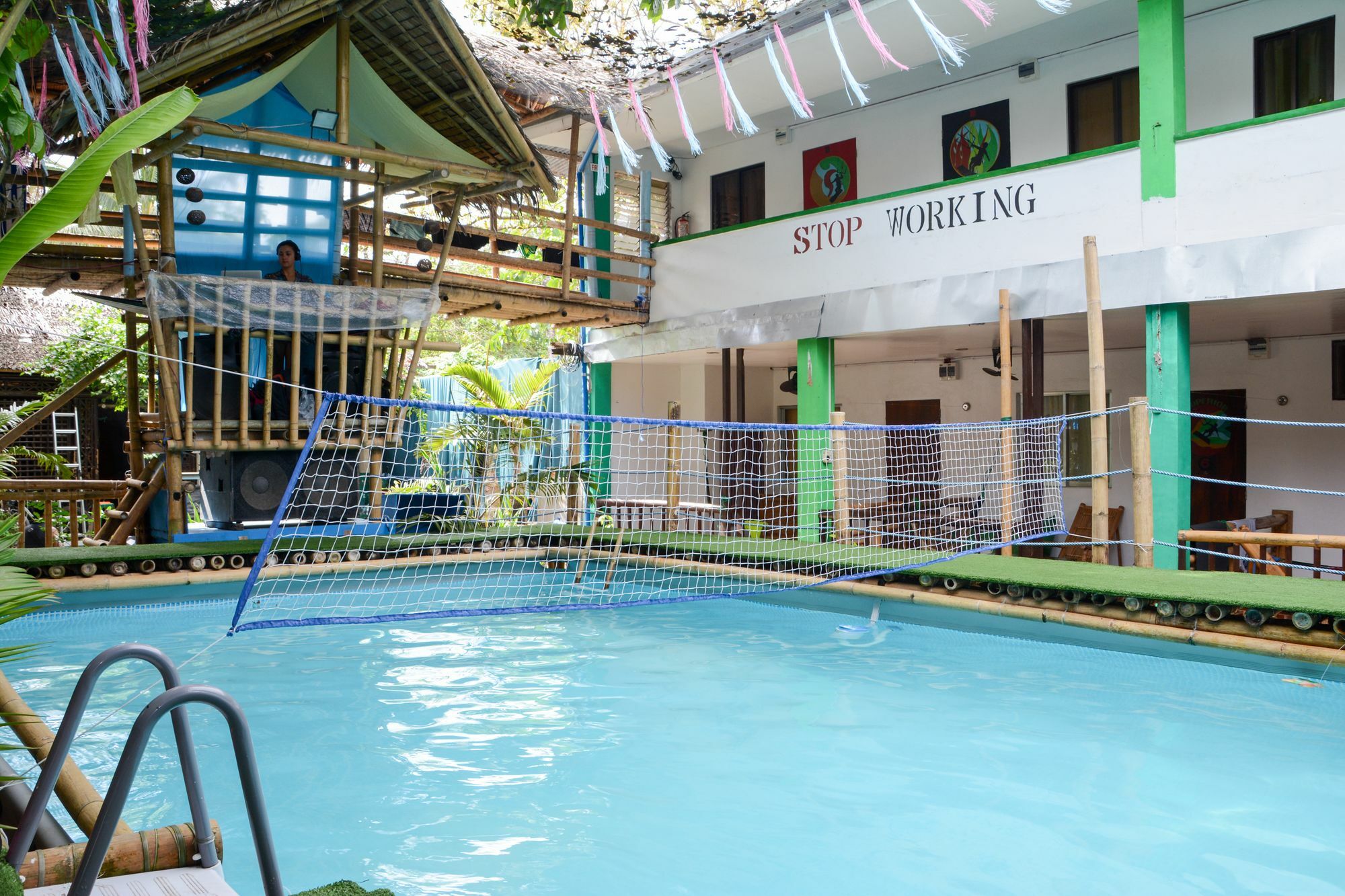 Jeepney Hostel And Kite Resort Balabag  Экстерьер фото